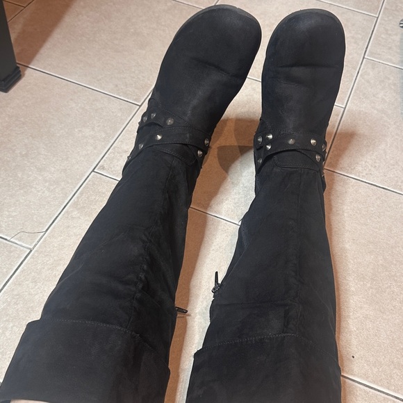 GUC Rampage Knee High Boots - Picture 7 of 10